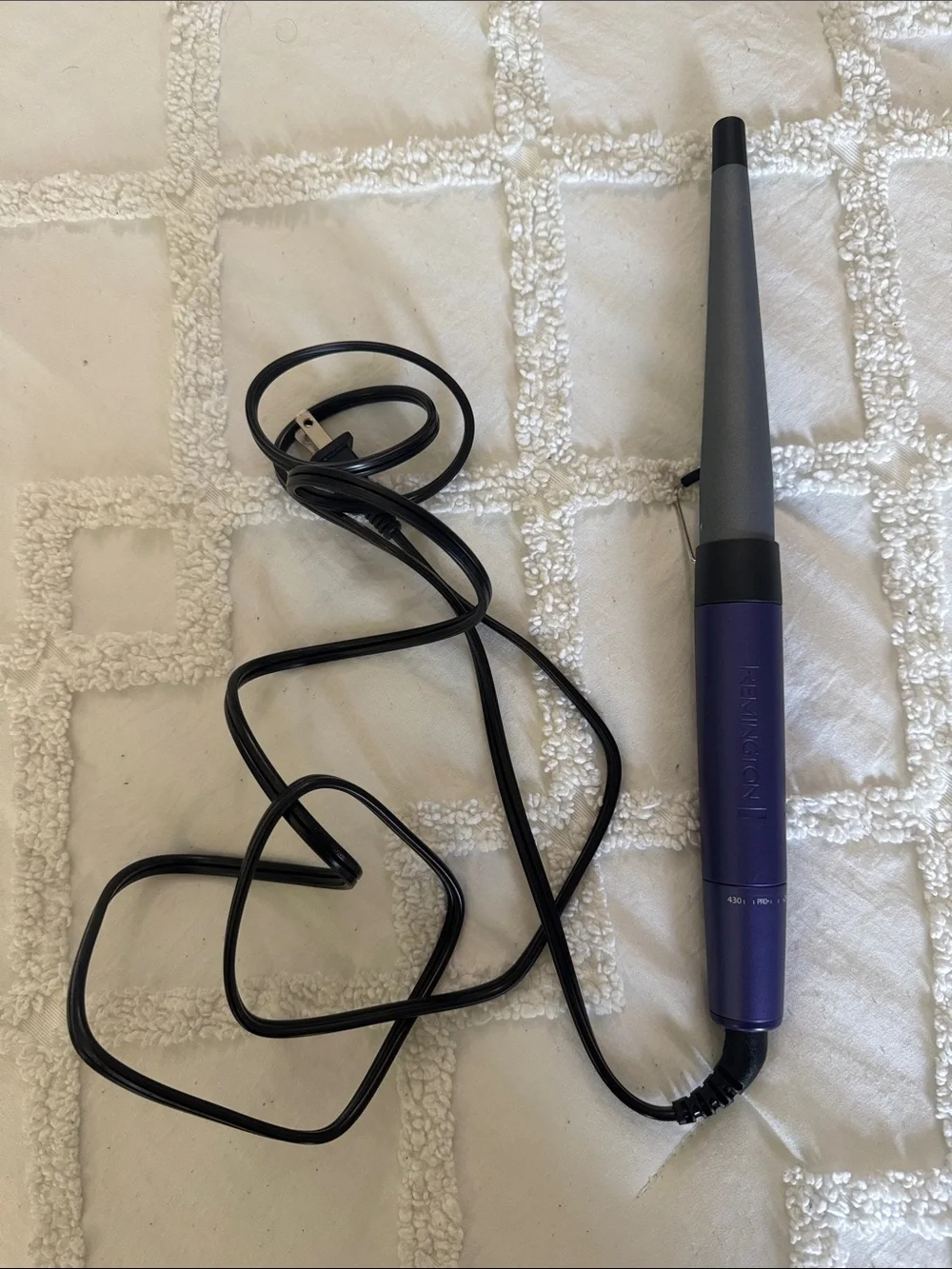 Remington Purple Styling Wand with Black Accents